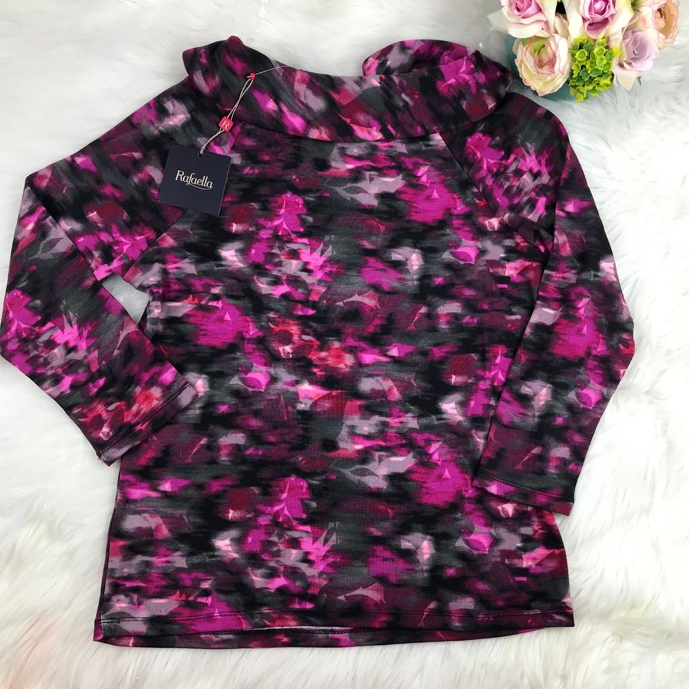 Brand New Rafaella. Froral Blouse